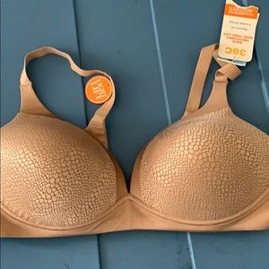 Tan bra 38c never worn got the wrong size